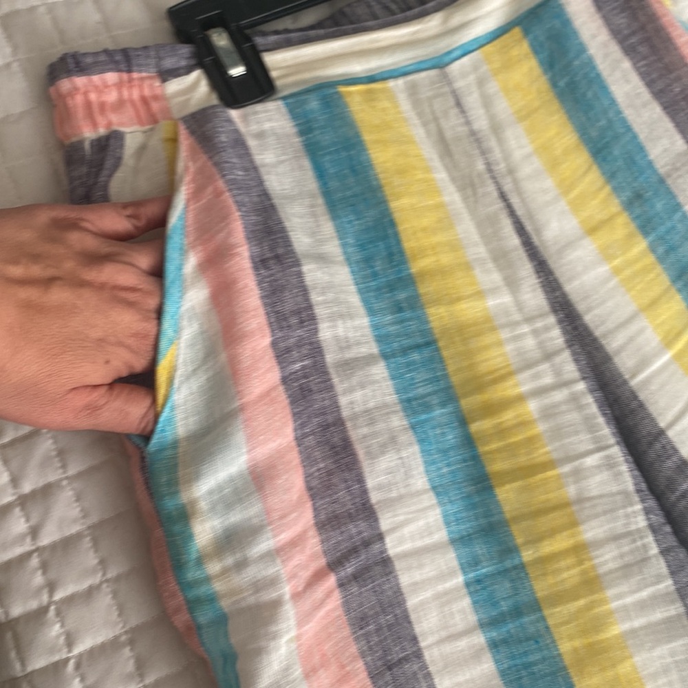 Splendid Gray Malin linen pants.